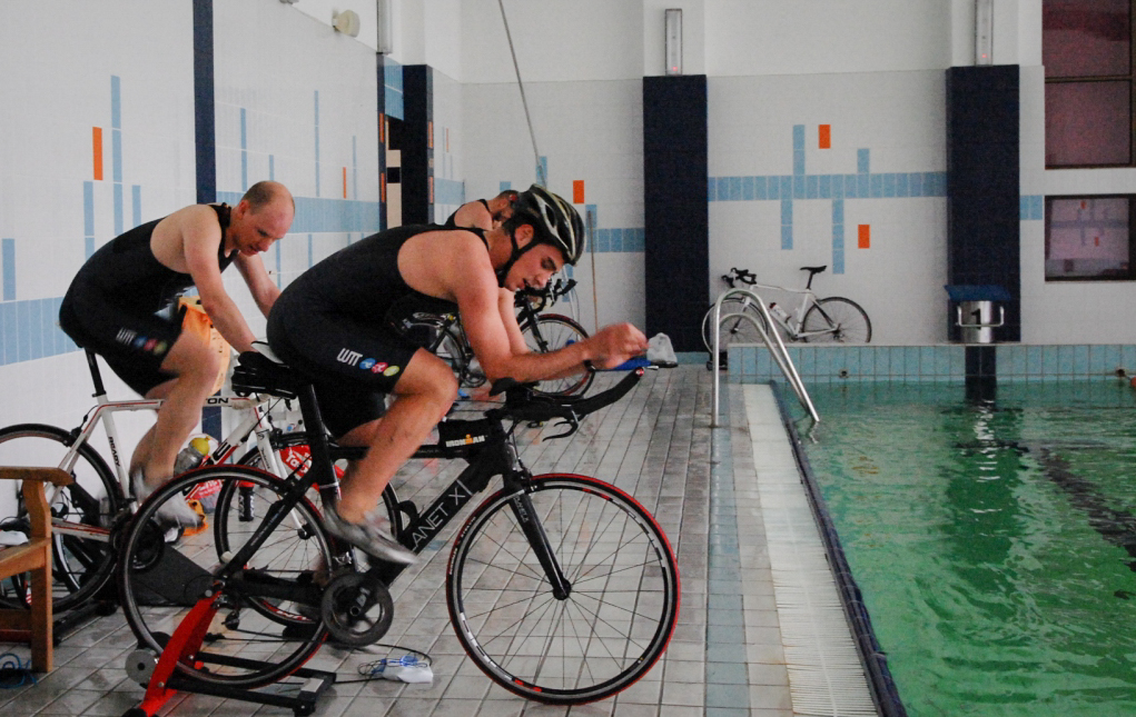 Rower na basenie Fot. Trinergy
