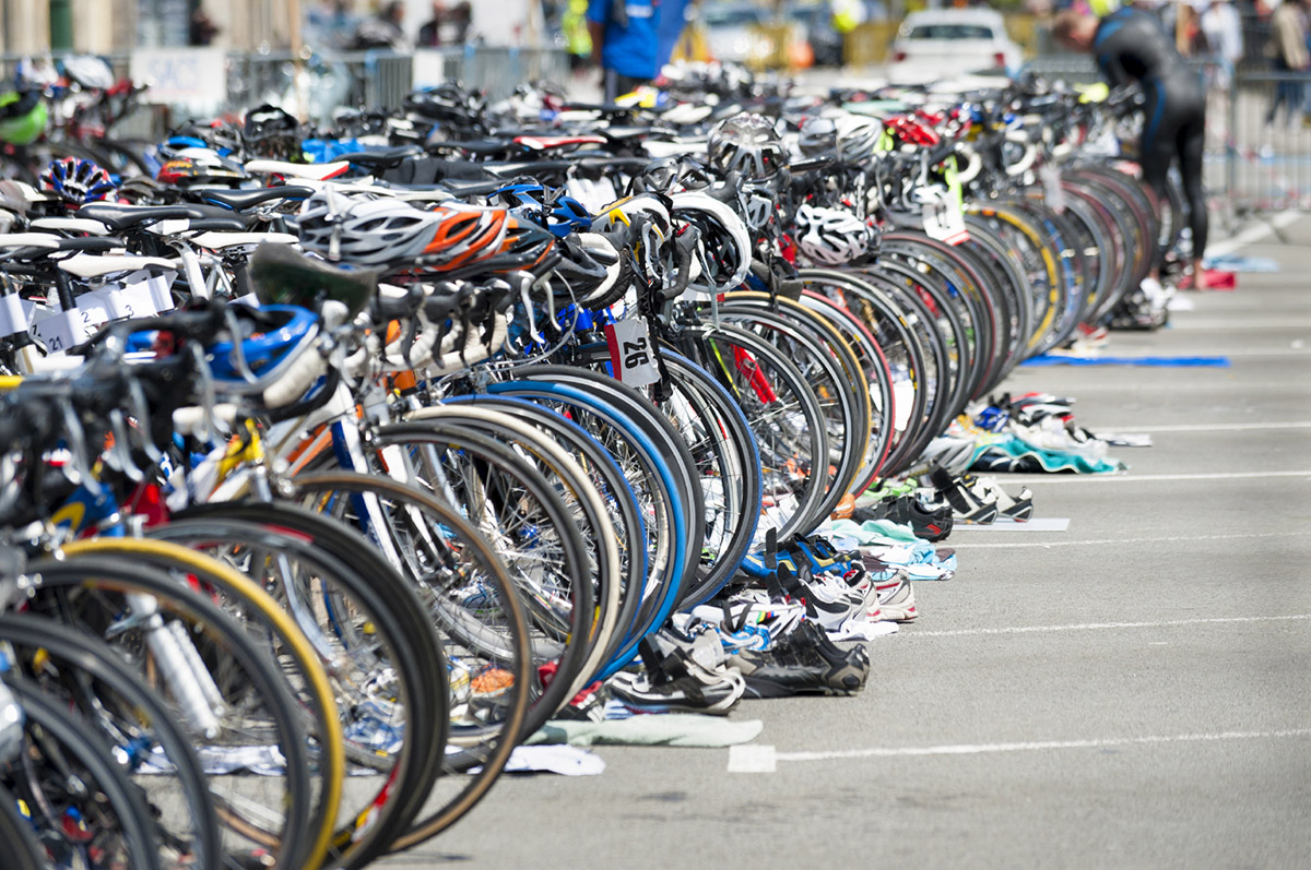 triathlon strefa zmian fot. istockphoto