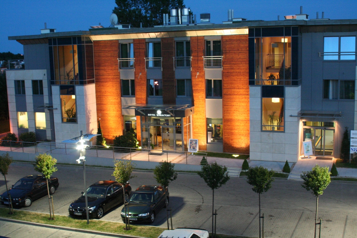 hotel-nocą-1