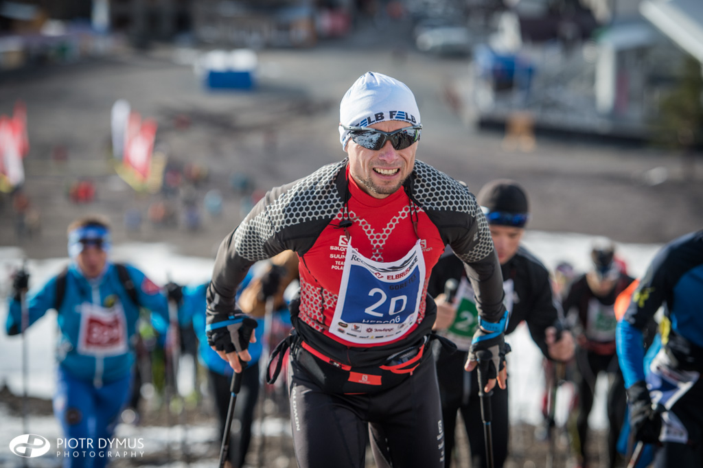 red-fox-elbrus-race-fot-piotr-dymus