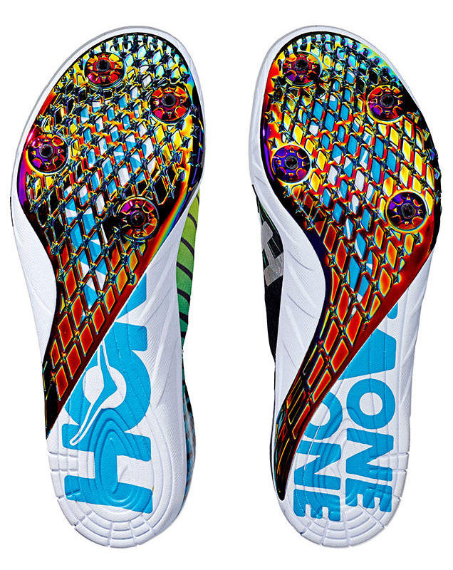 hoka-evo-r-spike